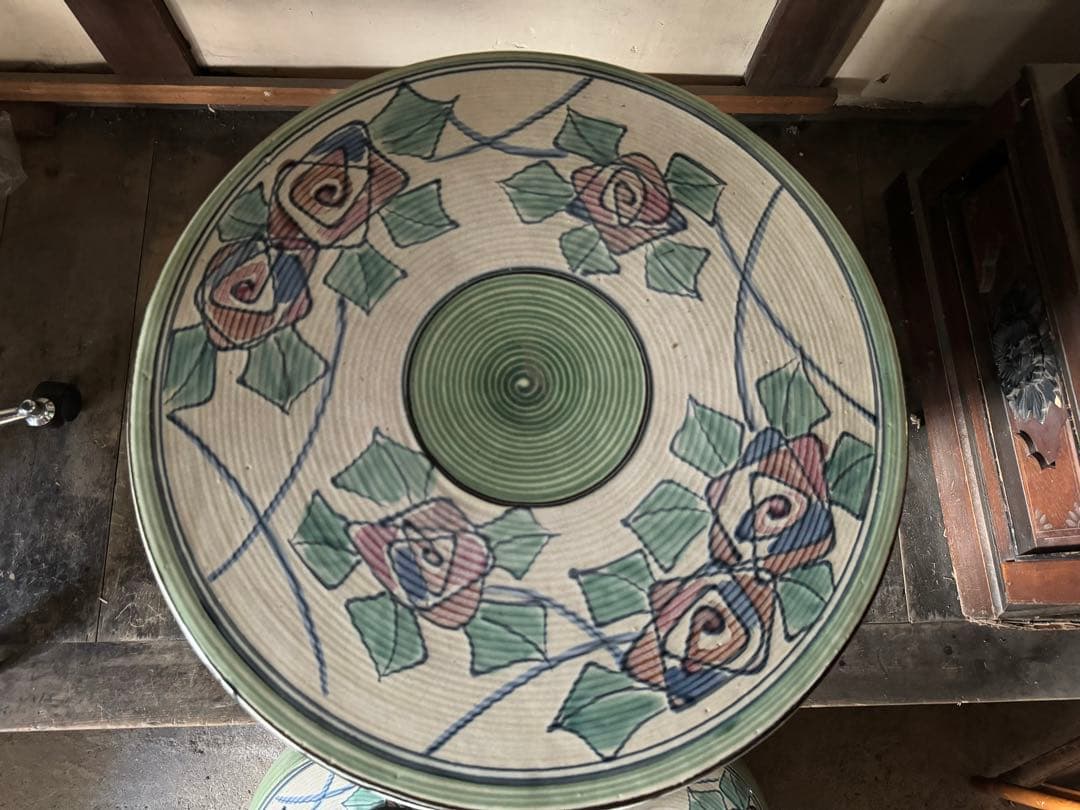 【ゆでたまご】陶器製 ガーデンテーブル×1 椅子×4