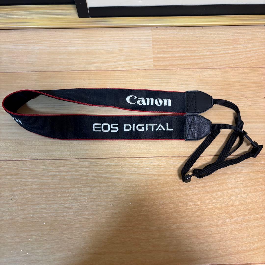 Canon EOS Kiss X3 デジタル一眼レフカメラ　レンズキット