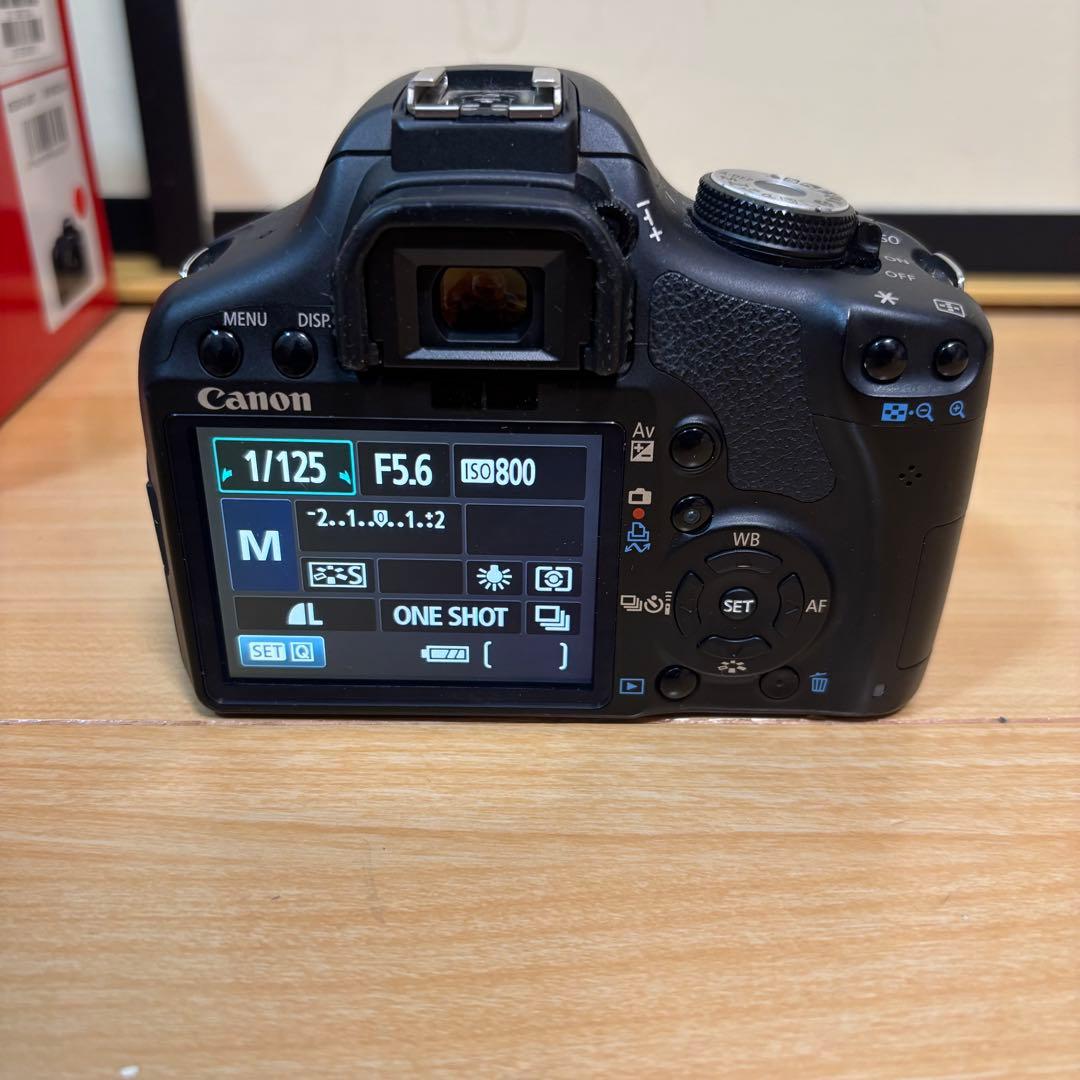 Canon EOS Kiss X3 デジタル一眼レフカメラ　レンズキット