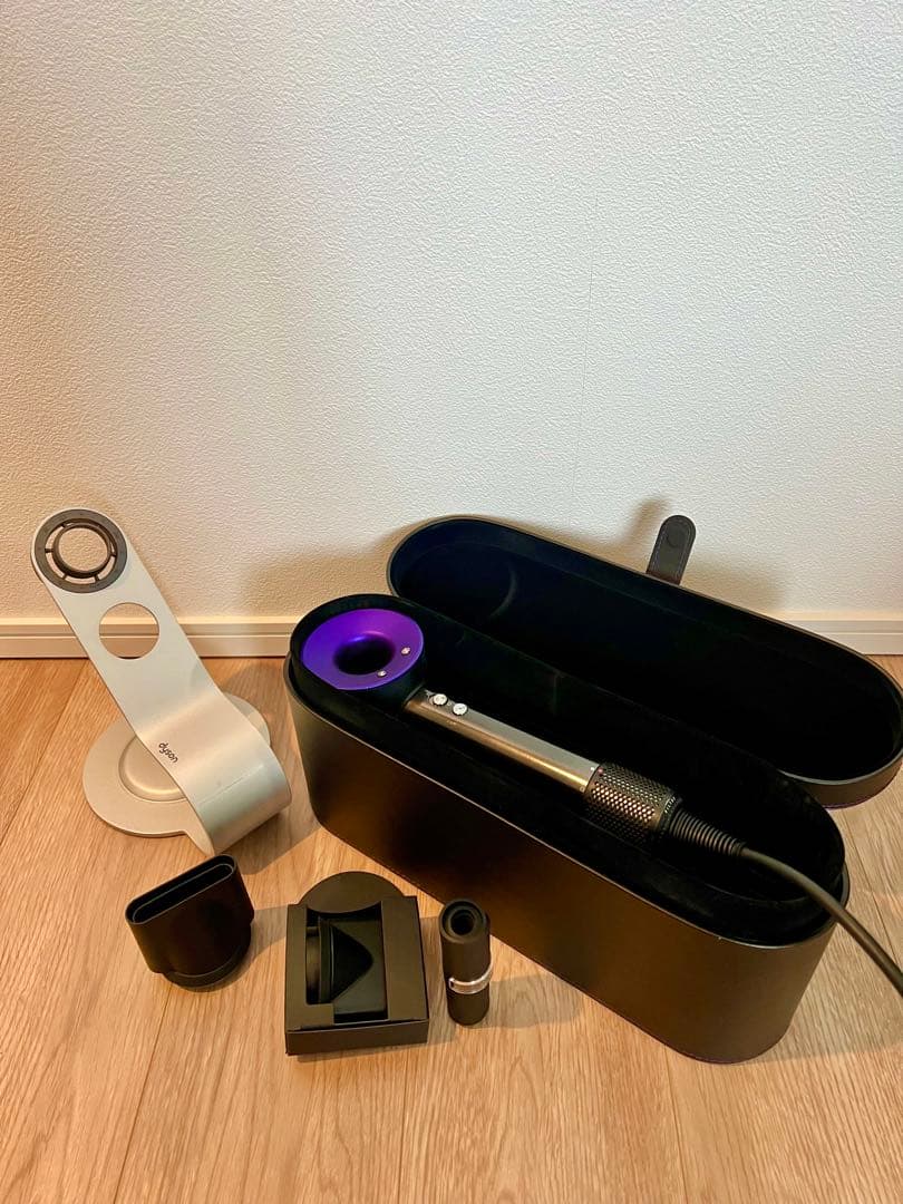 Dyson HD01 ドライヤー 付属品・収納ケース付き　美品