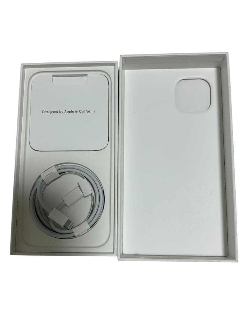 Apple iPhone 13 ブラック 本体 箱付き