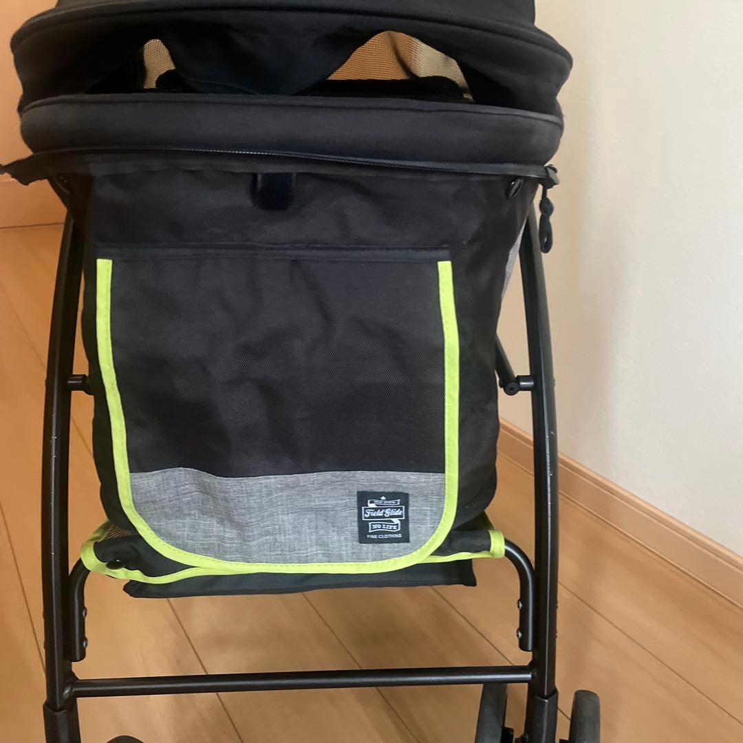 Field Slate ペットカート 黒/グレー/ネオンイエロー