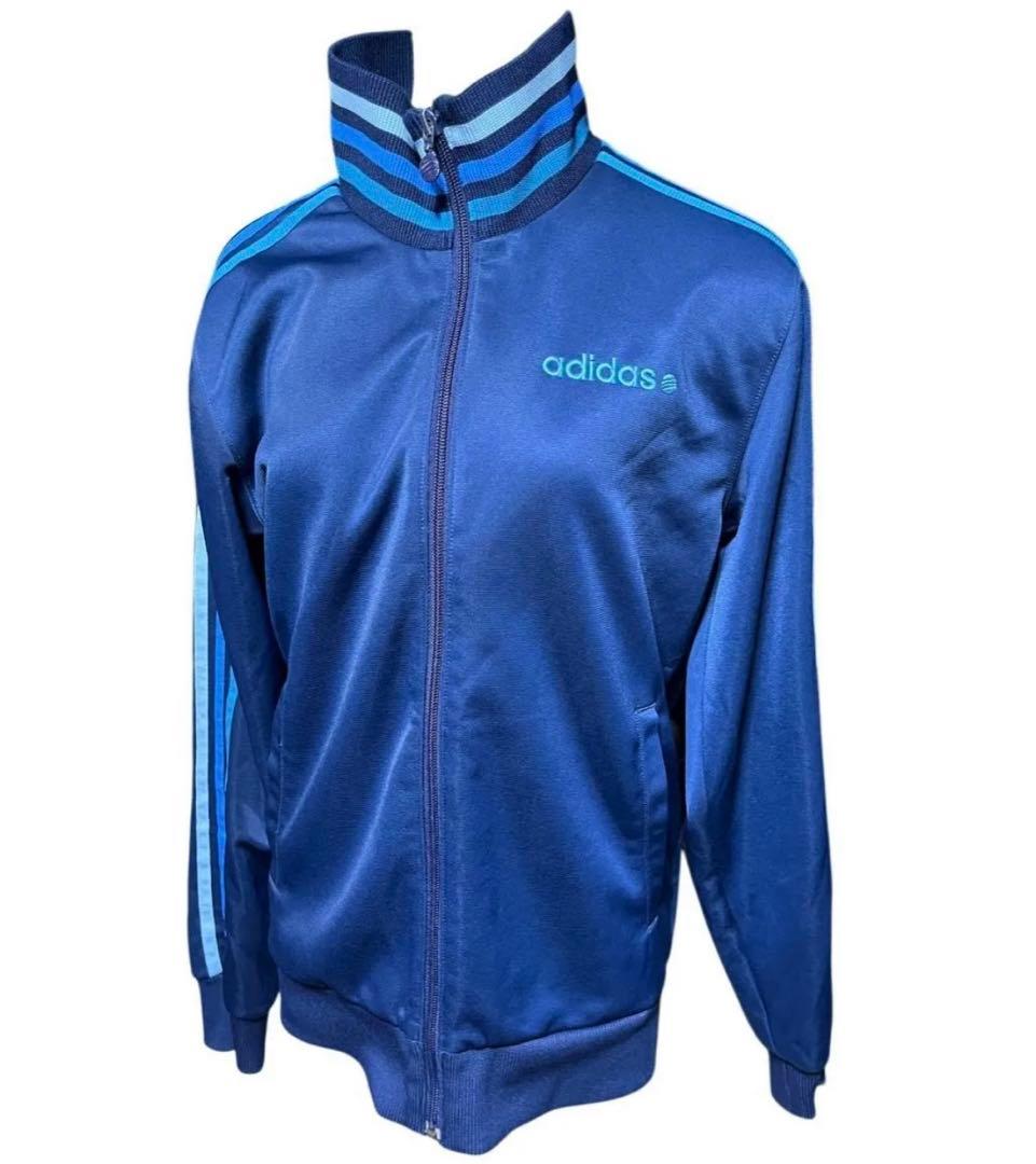 天使界隈あのちゃん♡着用同色アディダスadidasジャージアウター