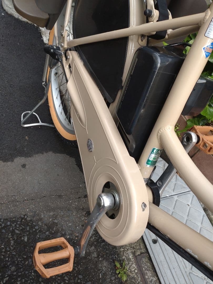 カスタム★配送可★直接引渡可【限定車イルミオILMIO】電動アシスト自転車コンビ