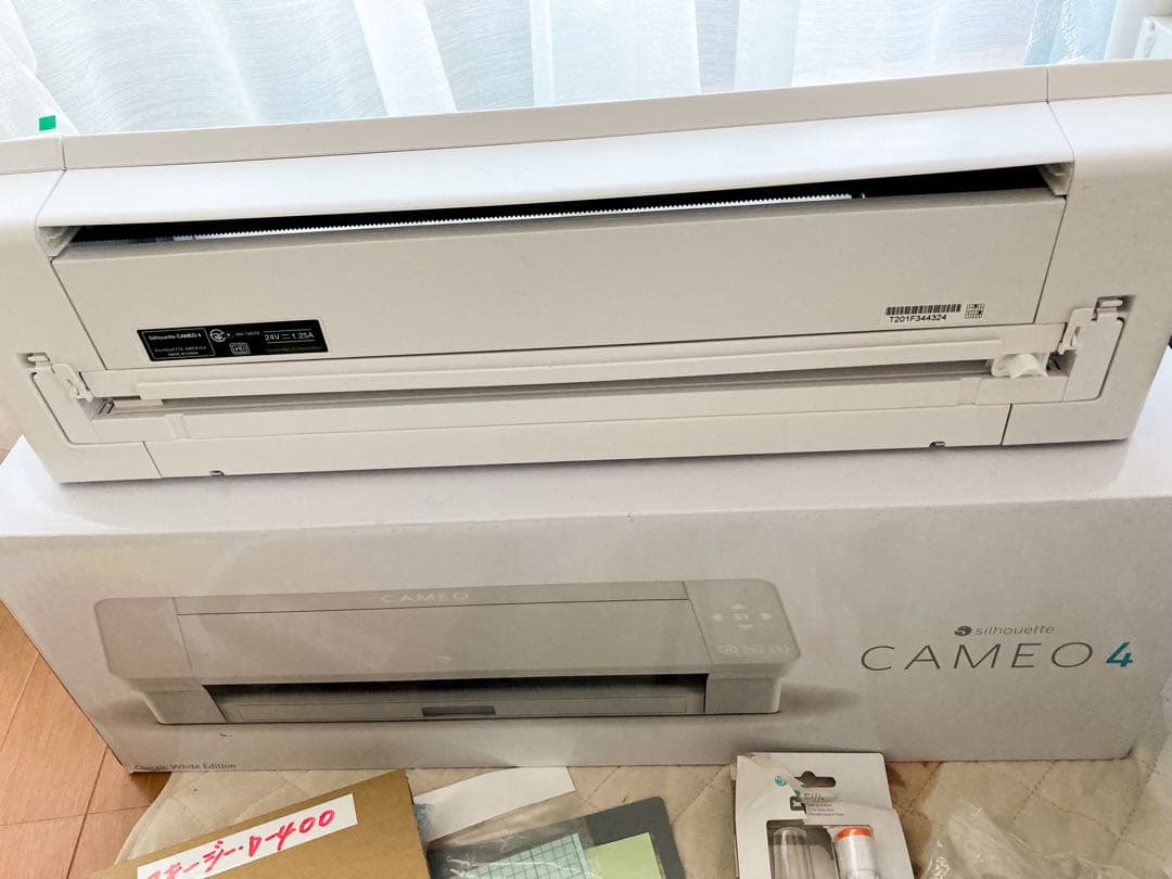 シルエットカメオ4 カッティングマシン 白
