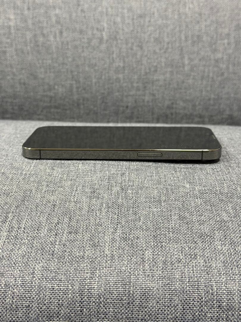 iPhone13pro256GBグラファイト