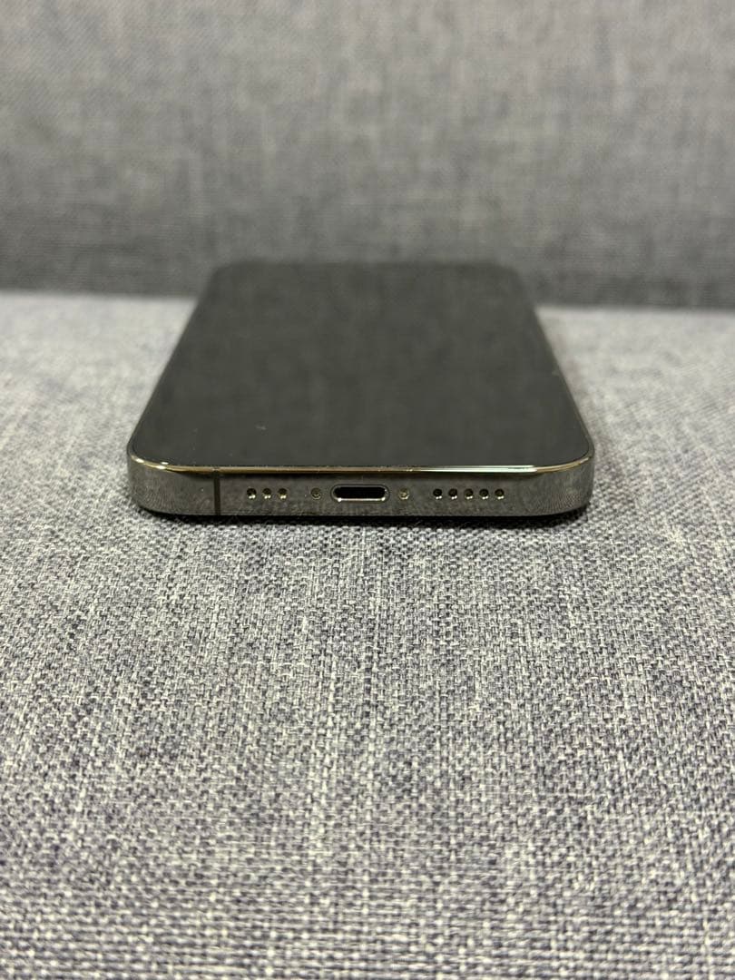 iPhone13pro256GBグラファイト