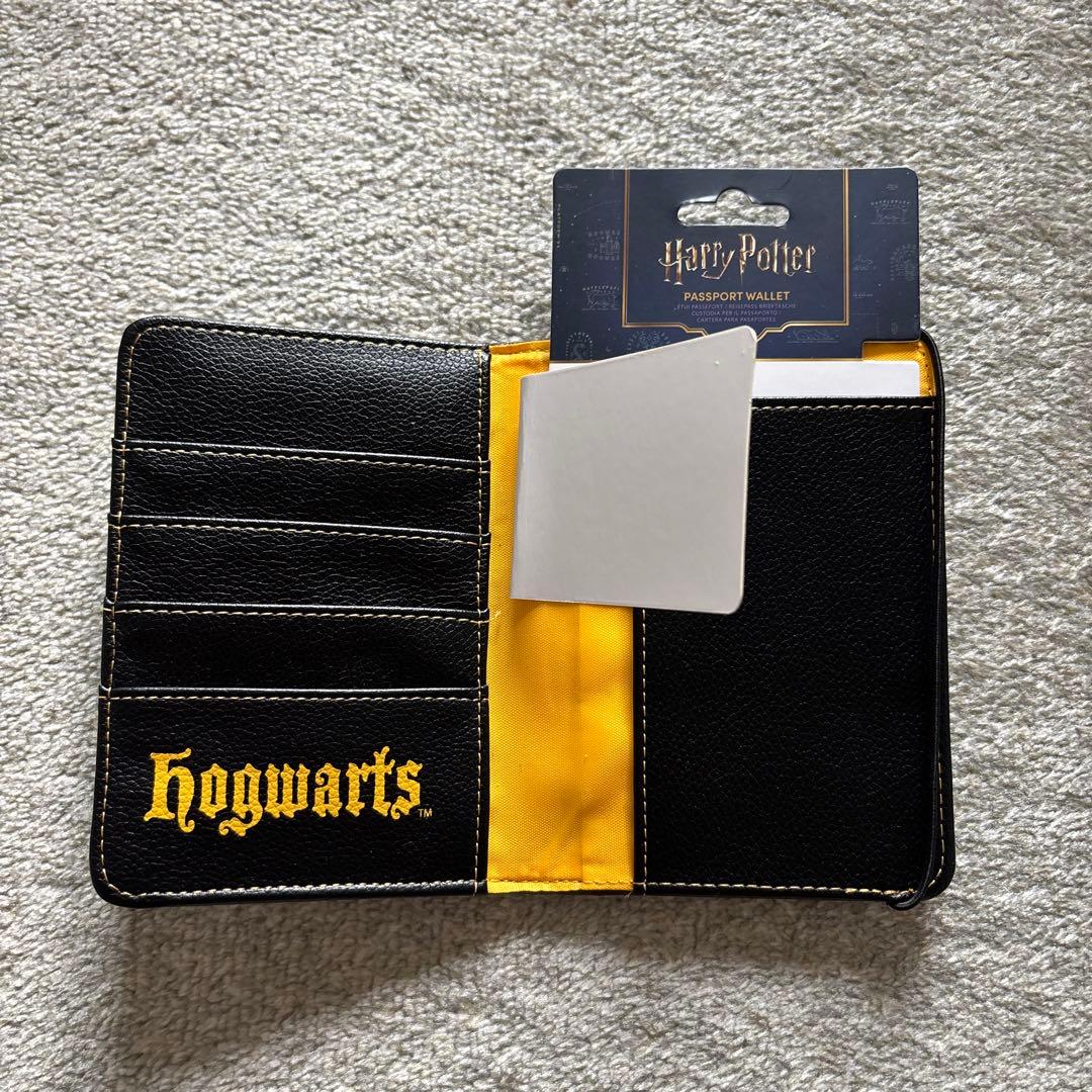 Harry Potter ハリーポッター イギリス限定 パスポートケース カバー