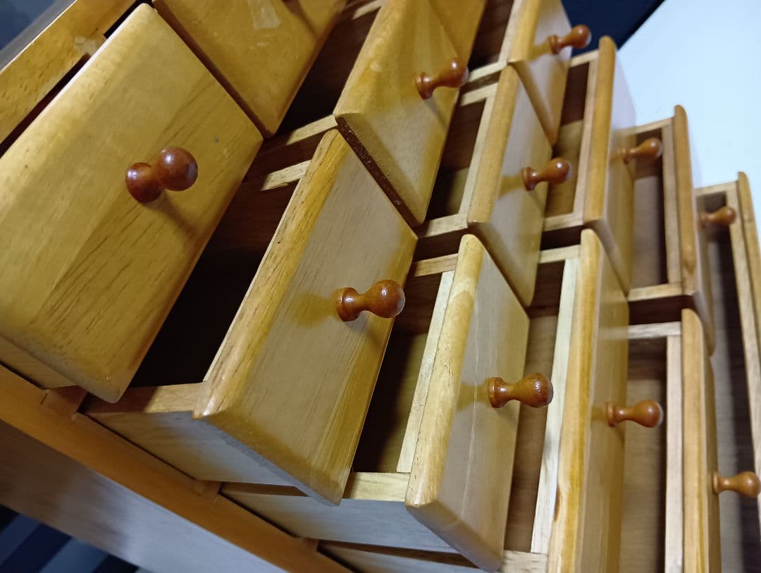 希少　北欧　ナチュラル　シンプル　モダン　メープル　無垢材　小引き出し