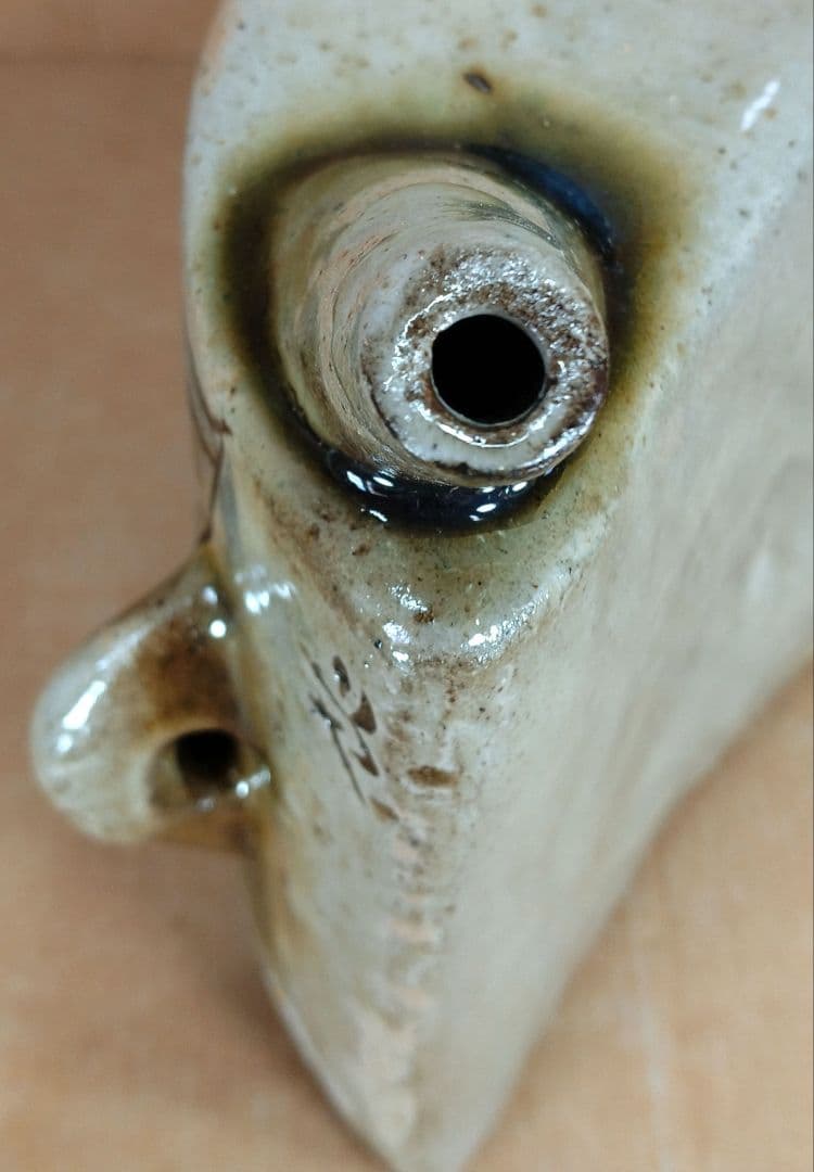 【本物保証】金城次郎 魚紋抱瓶 共箱(本人書付）栞 ヤナゲンプライス票 人間国宝