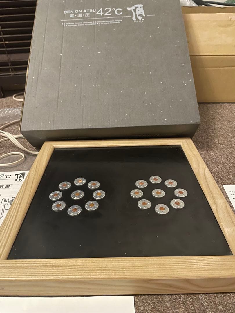 定価38.5万円　電・温・圧 42℃ DEN ON ATSU(ヘルスサイエンス製