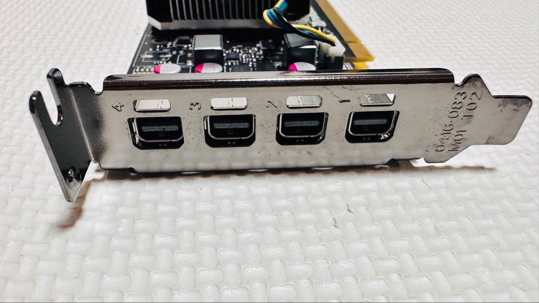 NVIDIA Quadro P1000 (ロープロファイル)