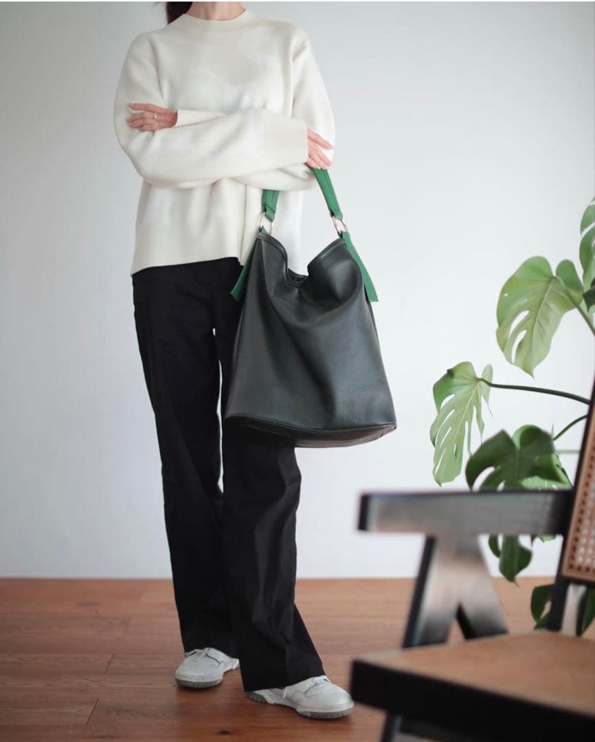 新品未使用 HINC NUNC レザー トートバッグ