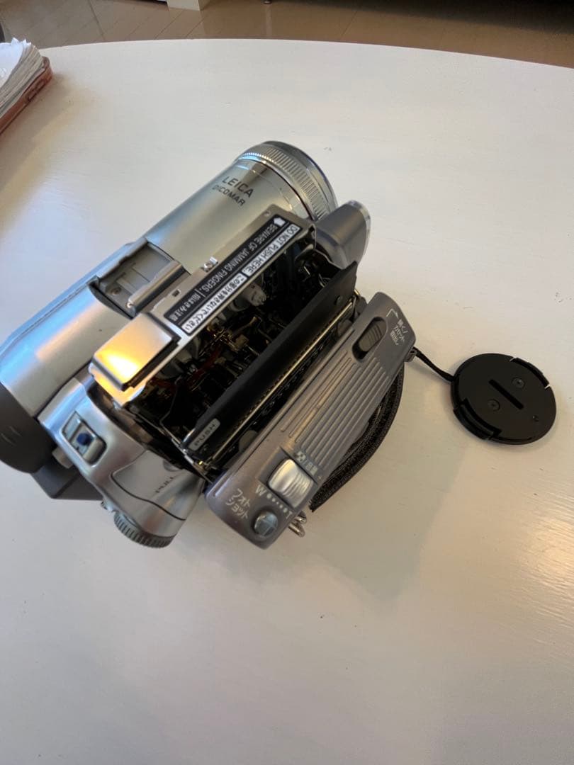 Panasonic NV-GS250 ビデオカメラ 3.1メガピクセル　おまけ付