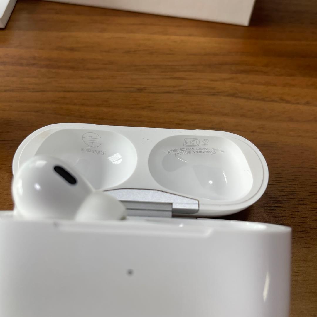 AirPods pro (第2世代) 左のみ　充電ケース付き ホワイト　箱あり