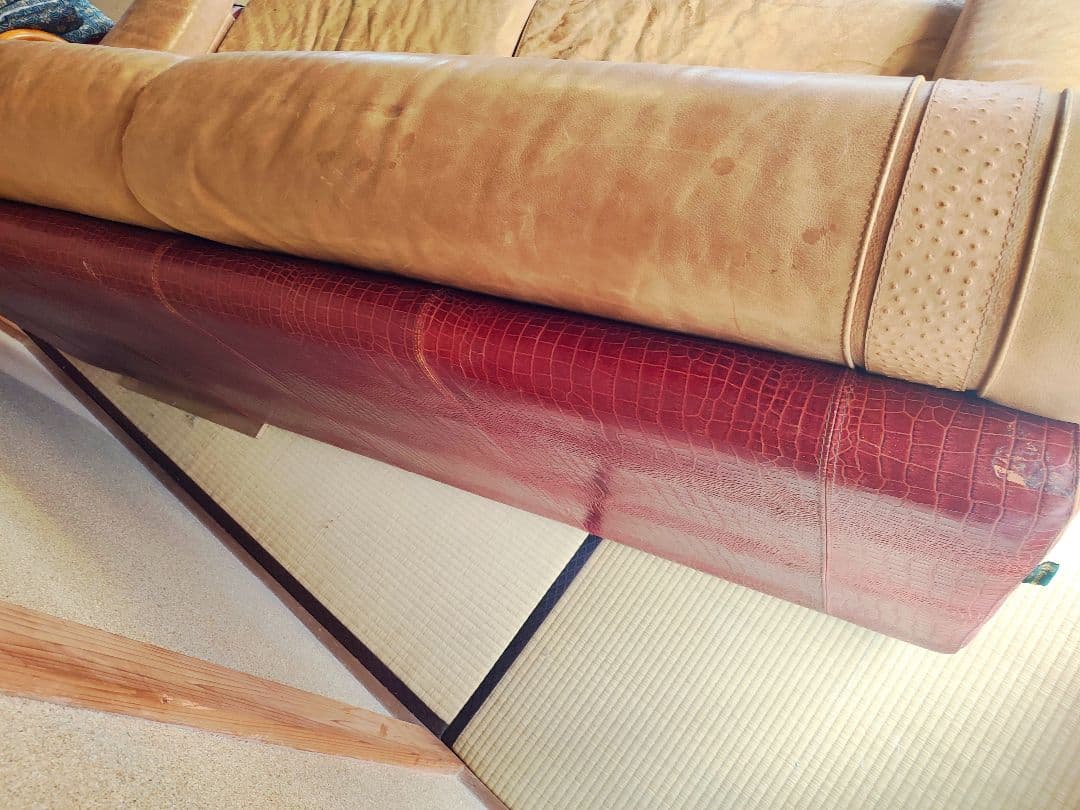 レザー 2人掛けソファ クロコダイル　GUCCI