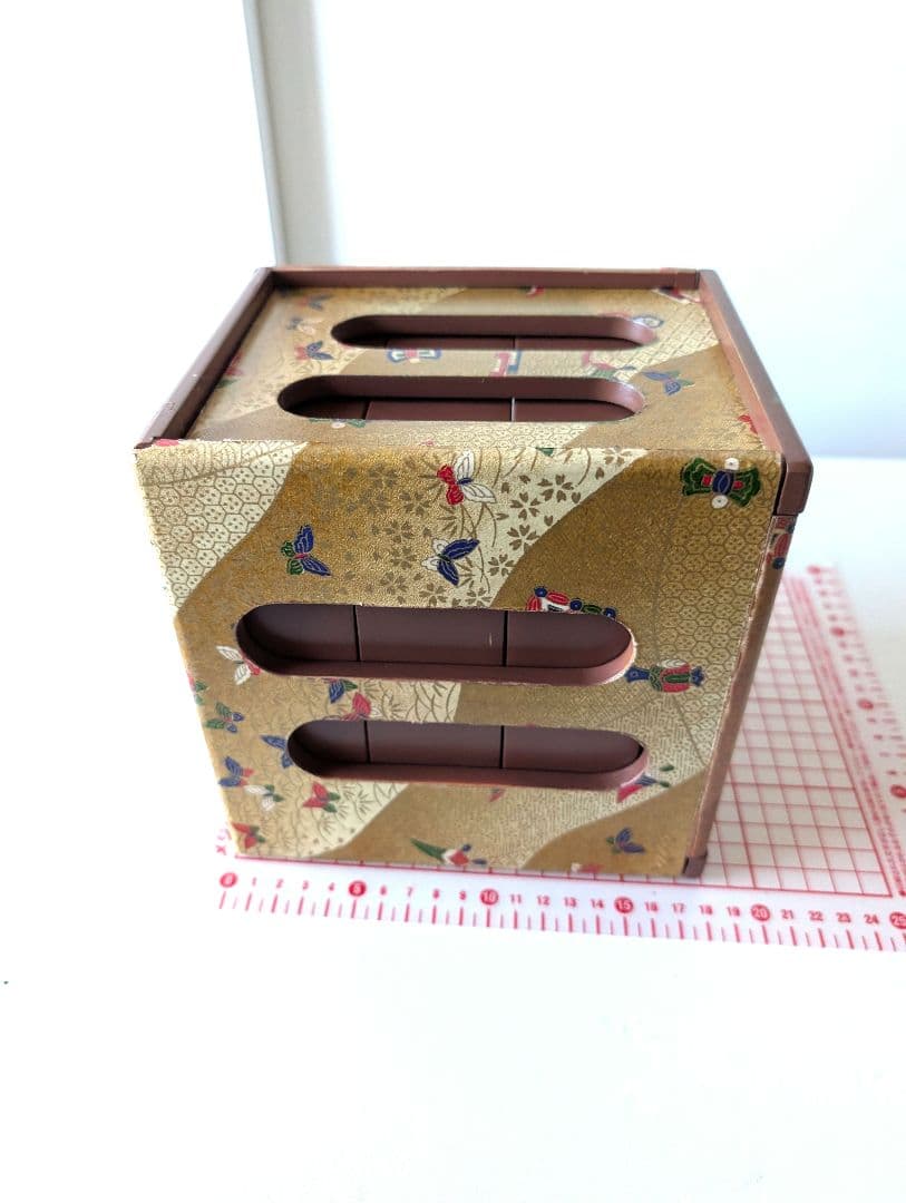 【レア】遊山箱　蝶々　絵入り