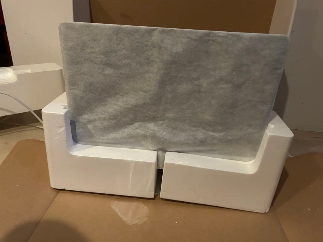 iMac 21.5インチ キーボード マウス付き　2012年