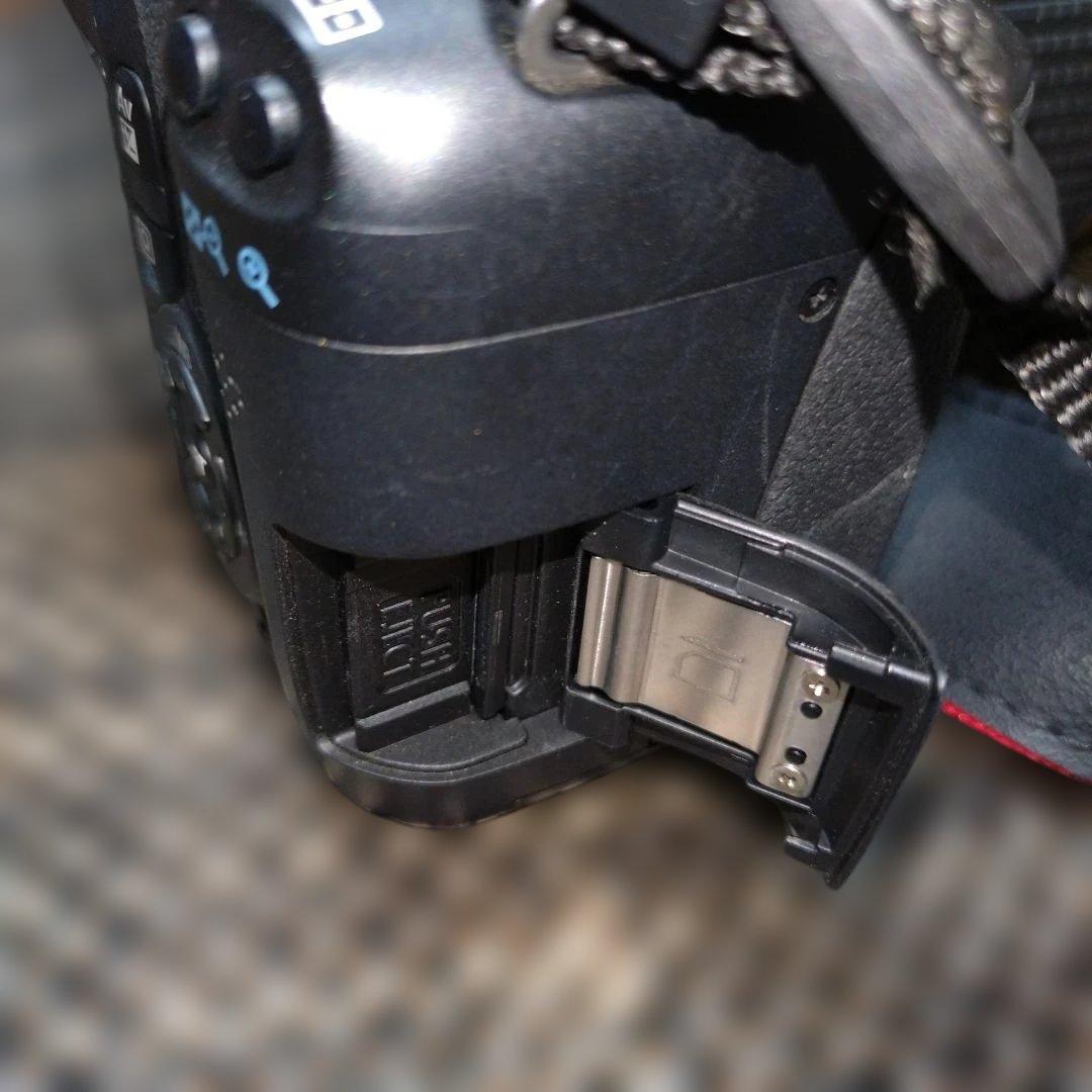 ✨*✨様 Canon【EOS Kiss X4 デジタル一眼レフカメラ】Tamro