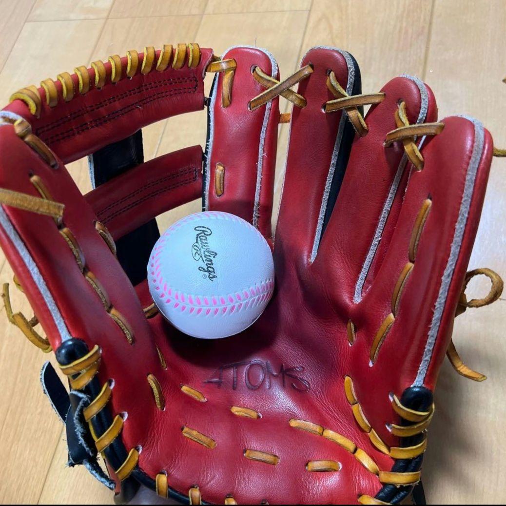 軟式野球グローブ 赤と黒 アトムズ