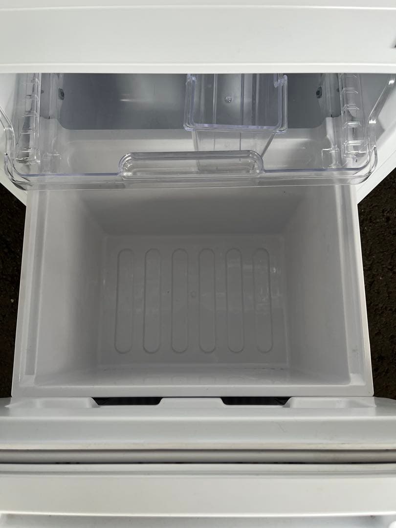 SHARP中古冷蔵庫 152L 2024年製 形名SJーDー15KーW