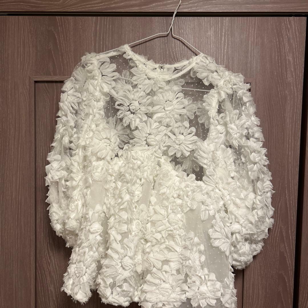 トップス Acka. flower peplum blouse / white