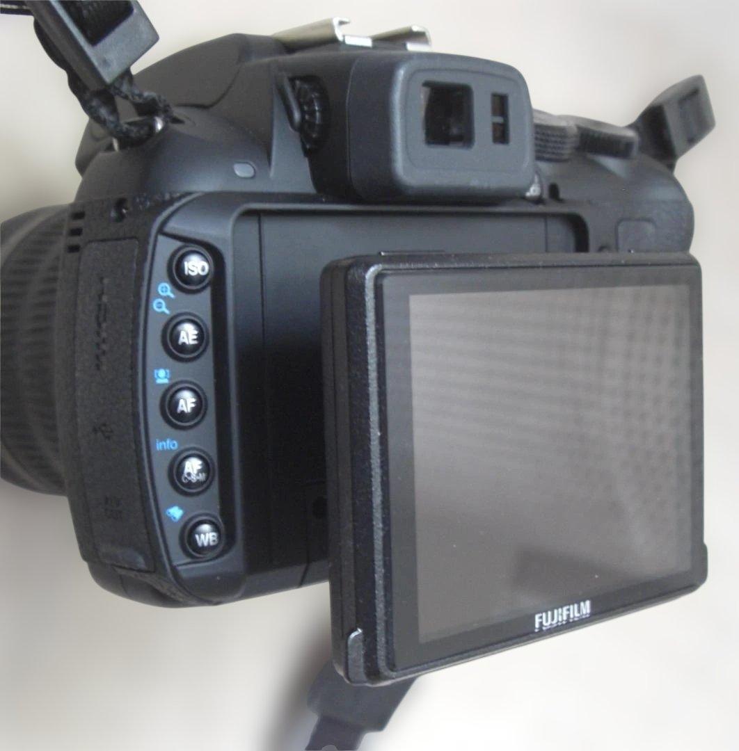 Fujifilm FinePix HS25 デジタル一眼レフ