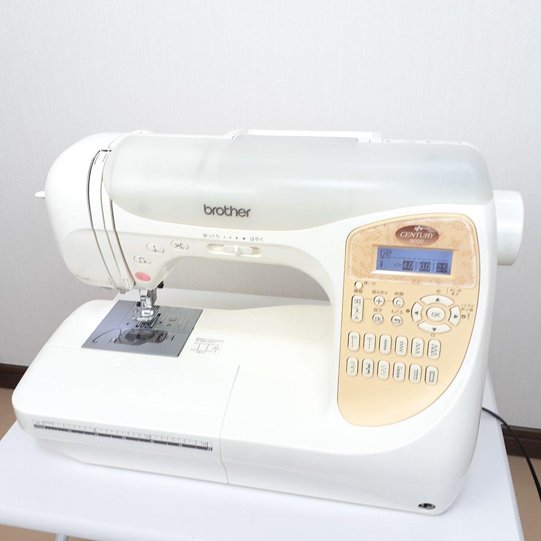 【美品】ブラザー　コンピューターミシン本体　CENTURY9000　付属品多数!