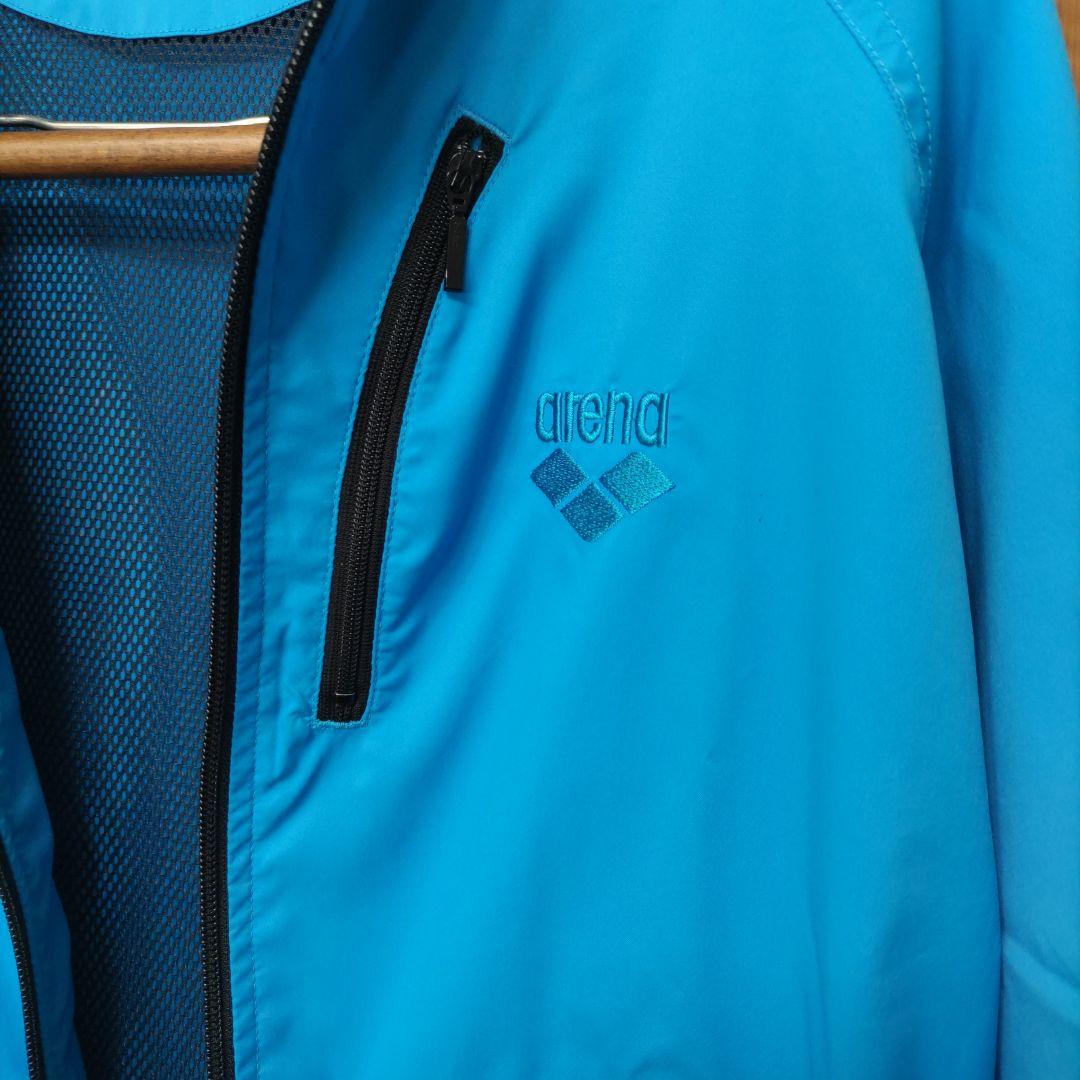 未使用！アリーナ　ストレッチ素材の爽やかブルートレーニングウェア上下セット