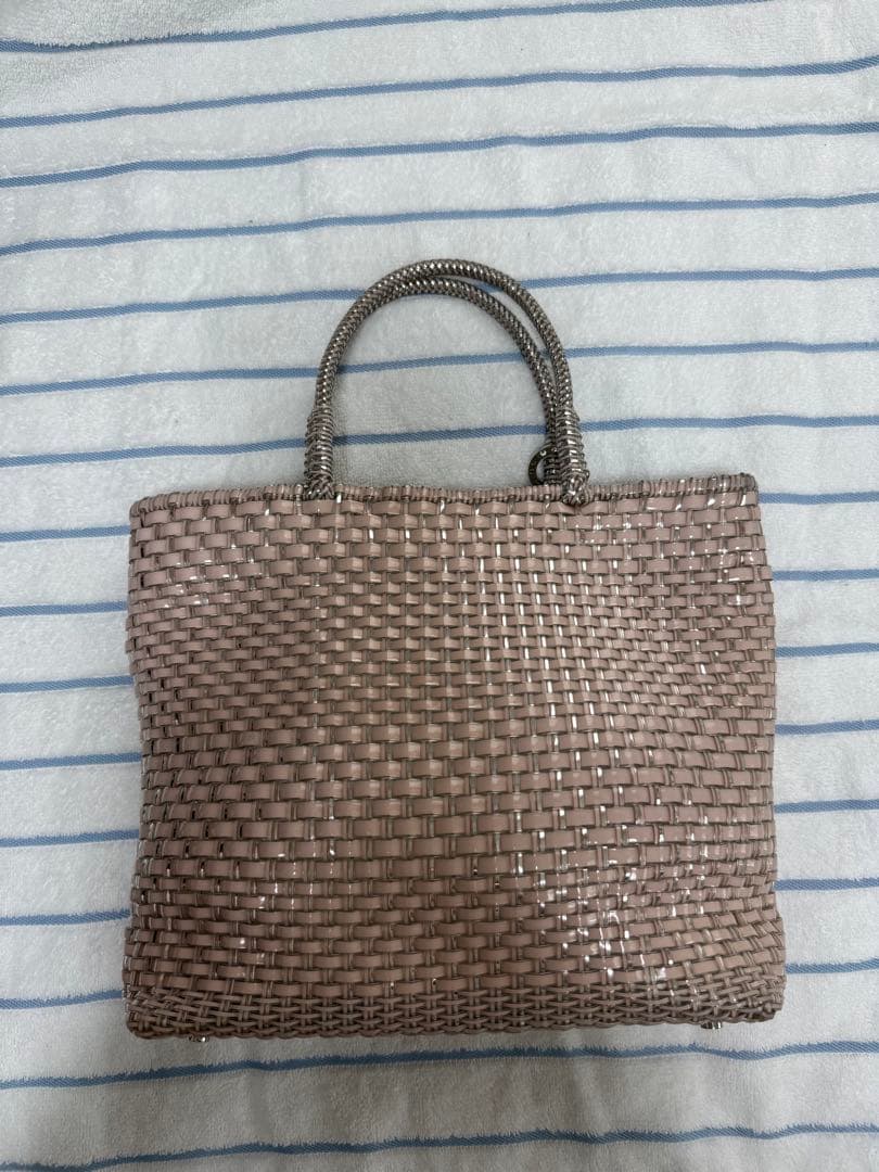 アンテプリマ／イントレッチオ/スモール/パウダリーピンクシルバー