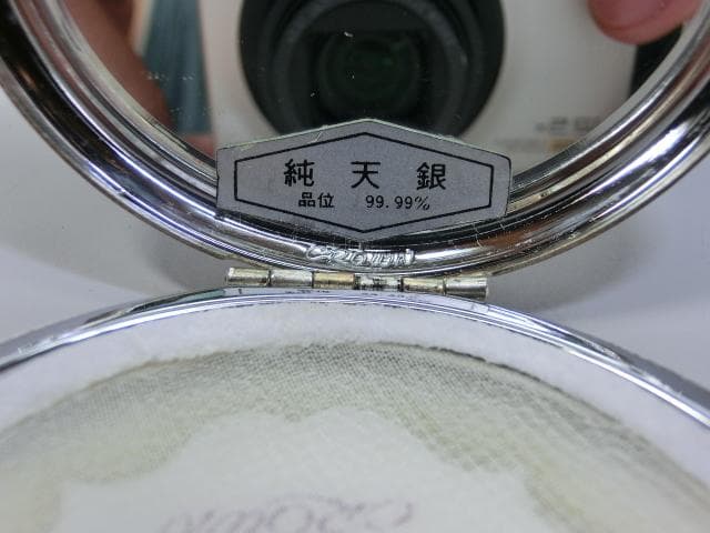 コンパクト■女カメオ純天銀 99.97％ 彫刻 CROWN Limagos 化粧