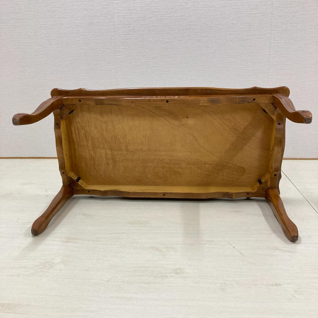 イタリア　クラシック　猫脚　リビングテーブル　センターテーブル　彫刻