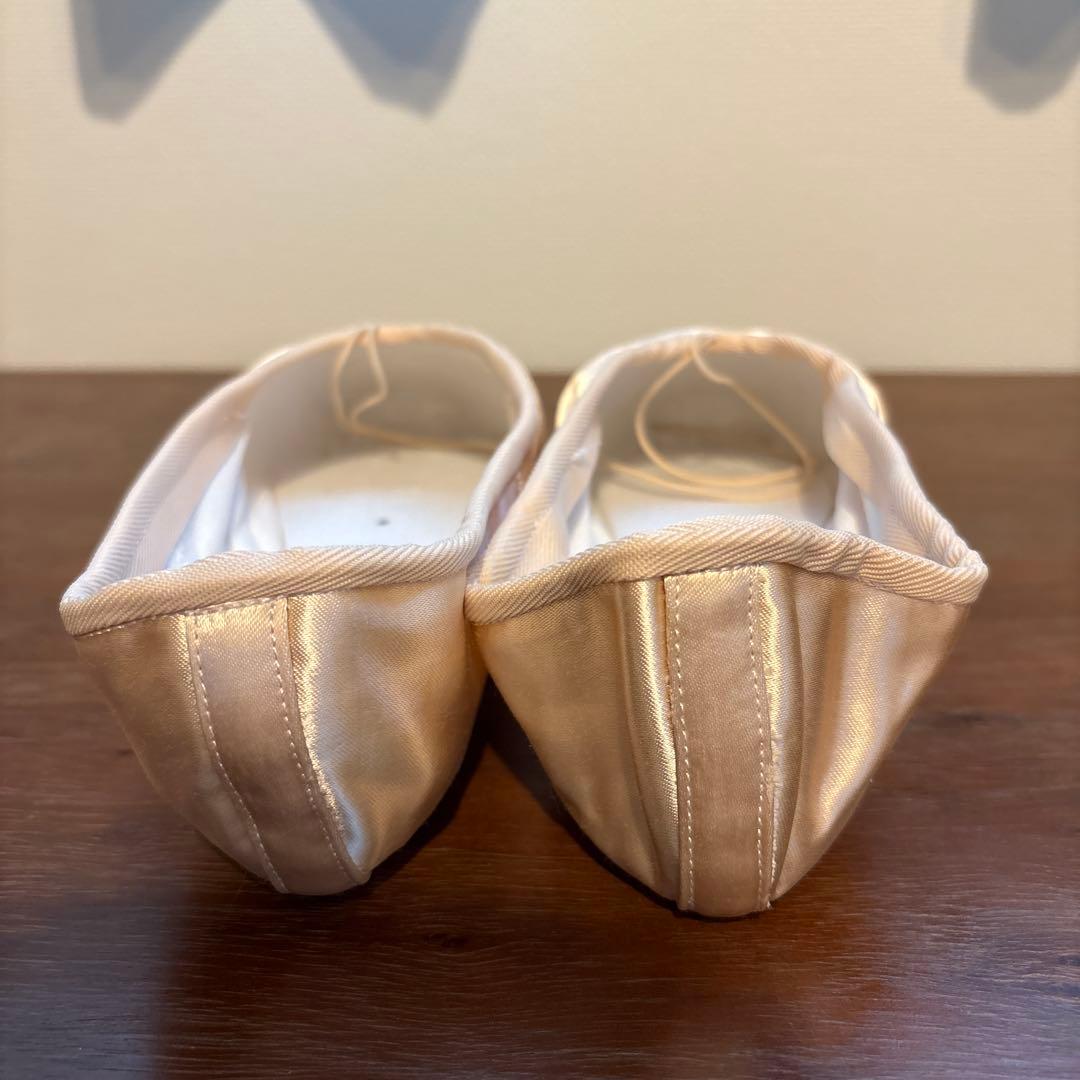 Nikolayトゥシューズ 3007サイズ5 1/2 幅XXXXX 硬さM