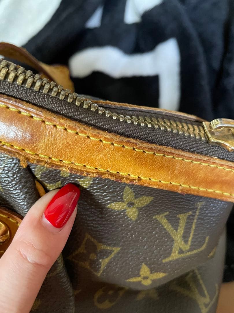 ルイヴィトン バッグ　　モノグラム　ティヴォリ