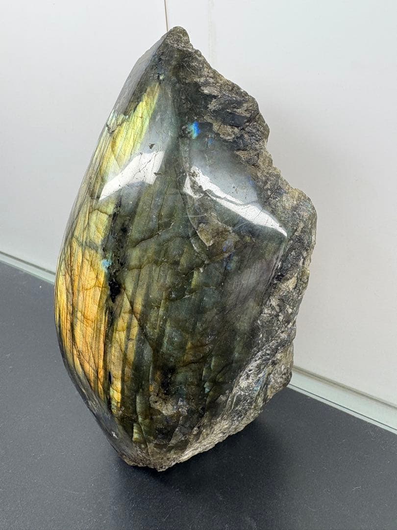 ラブラドライト 原石　特大　置物