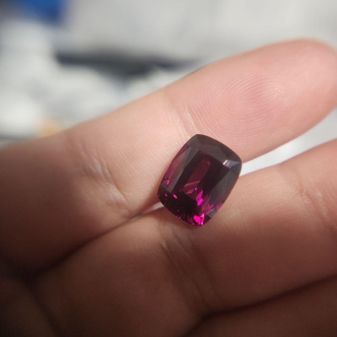 特大天然ロードライトガーネット 9.001ct