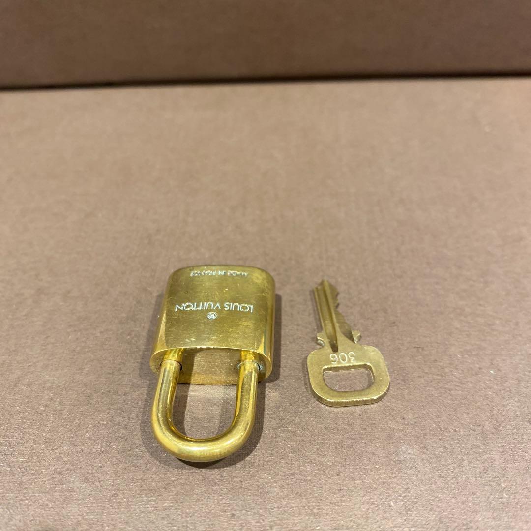 L00118　ルイヴィトン　パドロック　カデナ　南京錠　鍵