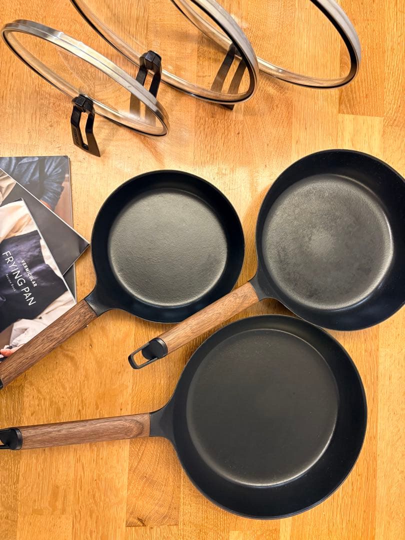 バーミキュラ　フライパン3点ガラス蓋付き　鉄玉セット