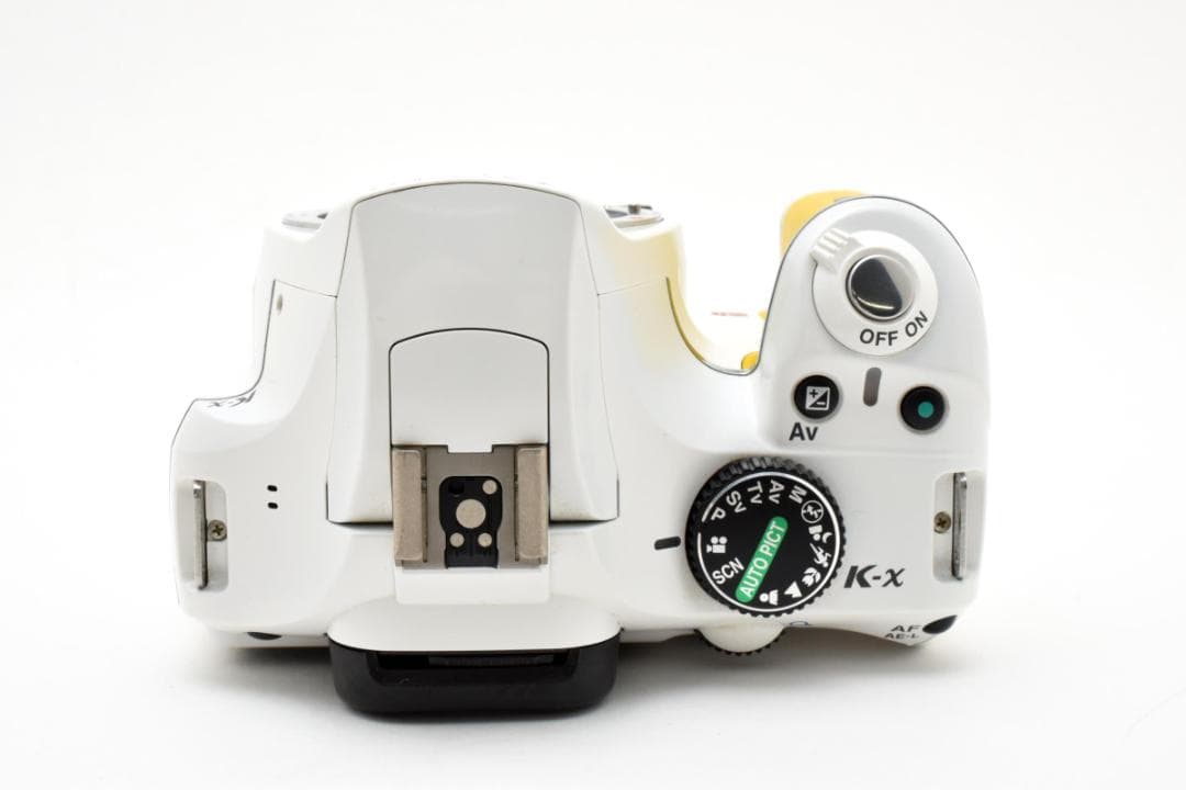 ペンタックスK-X 黄白レンズキット 希少カラー #AH018/KKAF023