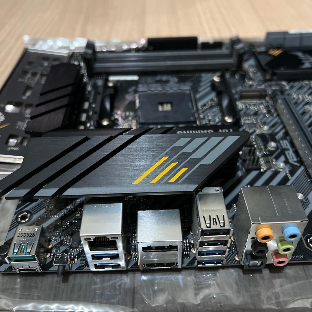 ASUS TUF Gaming B550-PLUS マザーボード