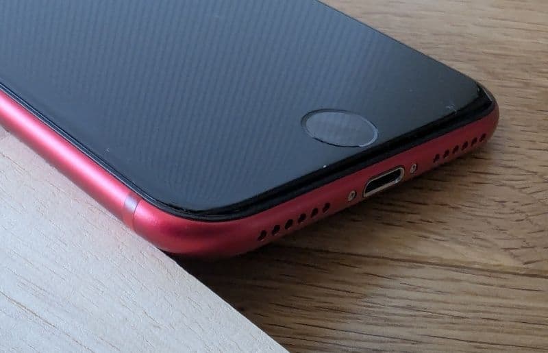 iPhone SE (第2世代)128GB