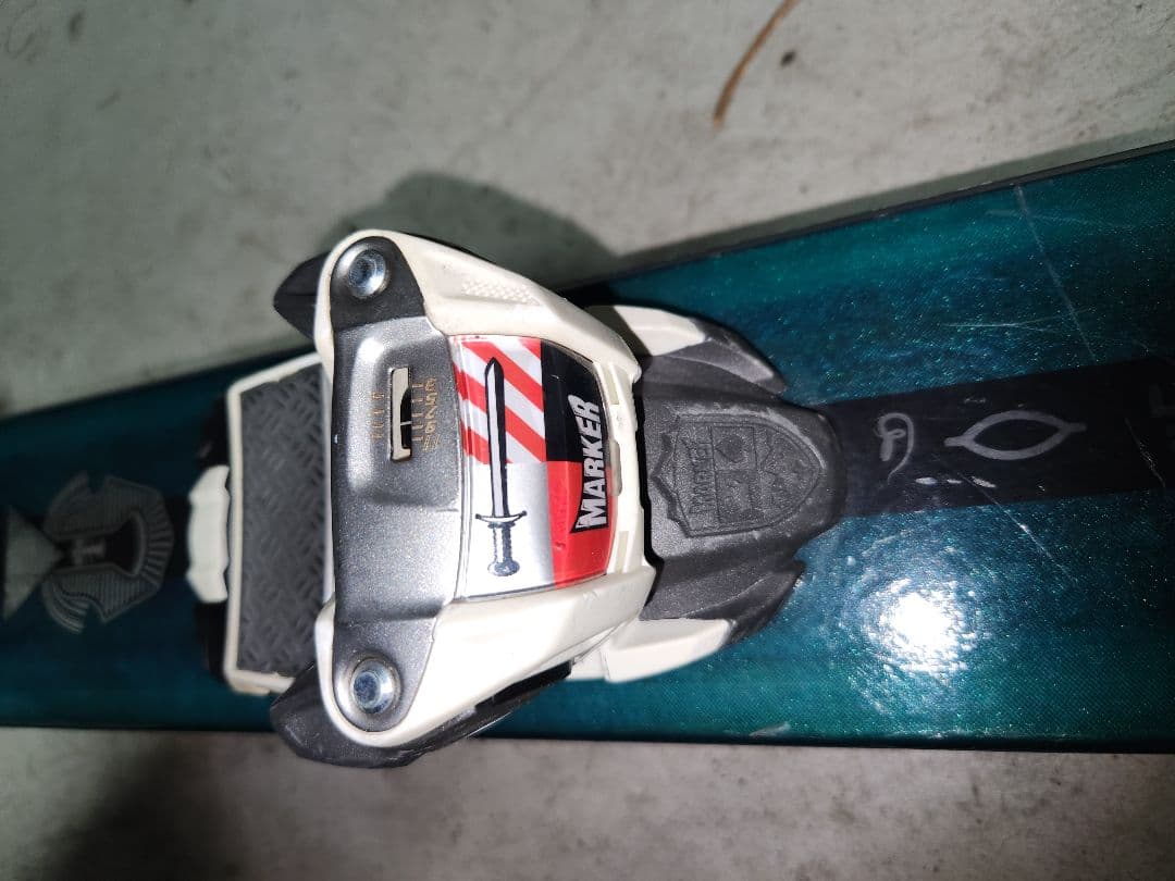 K2ケーツー スキー板Shreditorシュレディター 92