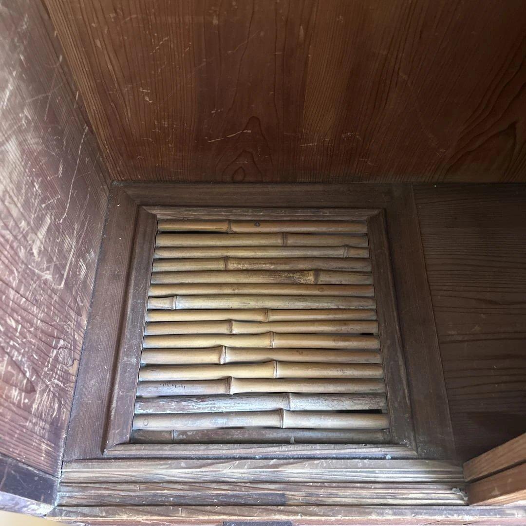 送料込み　伝統工芸　置き水屋　茶道具　置水屋　水屋箪笥　網代引戸　茶箪笥