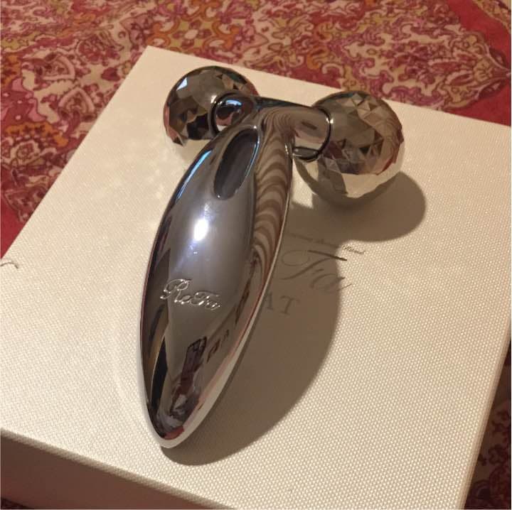 【正規品】プラチナ電子ローラーリファCARAT