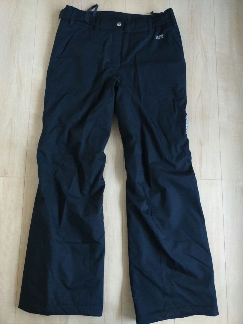 美品　Phenix ブラック　スキーウエア　sizeМ　使用3回以下