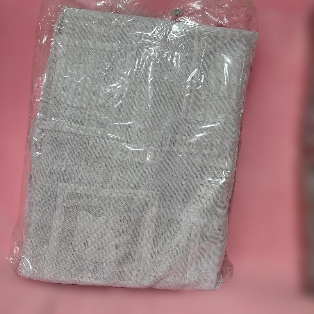 ハローキティ 遮光カーテン178・2枚とレースカーテン2枚新品未使用