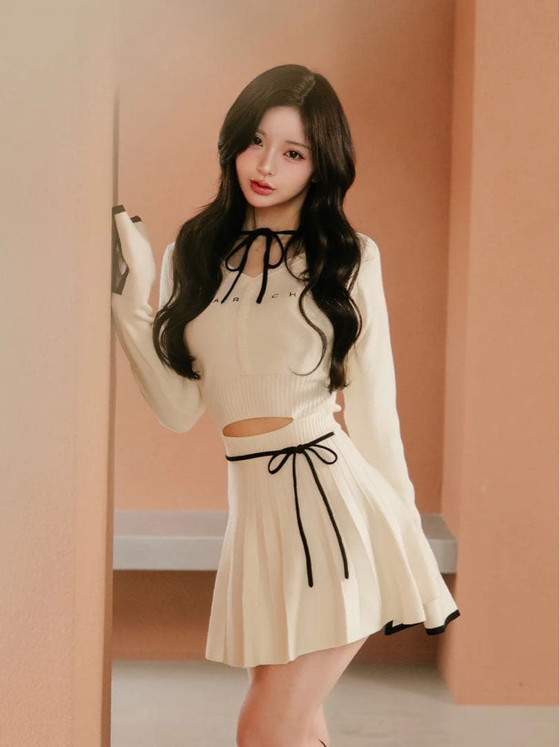 新品タグ付 ウエストオープンリボンデザインニットミニワンピース ダーリッチ F