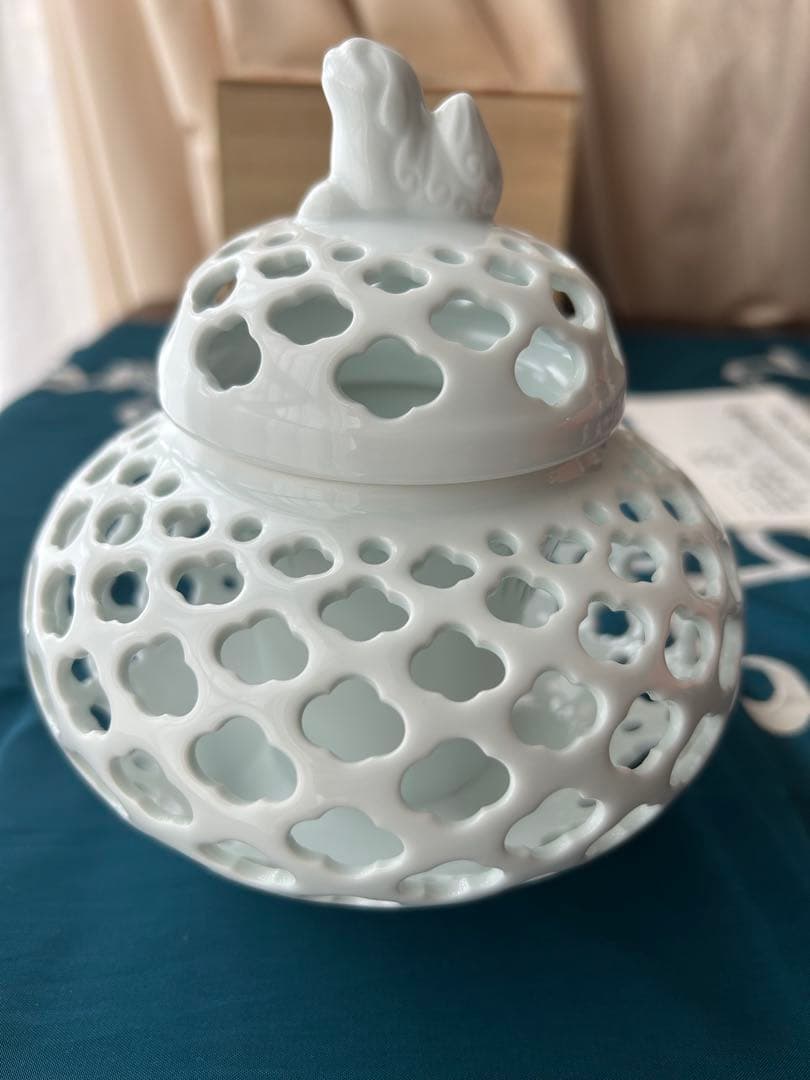 鍋島焼(伊万里焼) 青磁　香炉　虎仙 新品・未使用