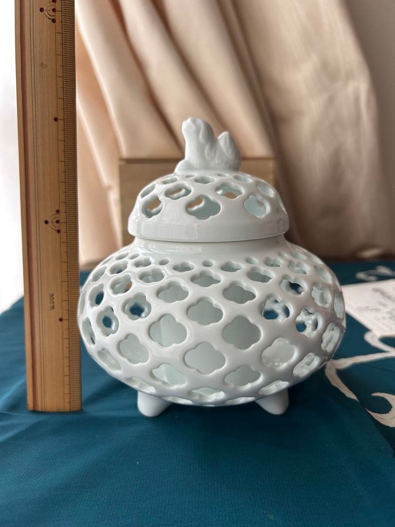 鍋島焼(伊万里焼) 青磁　香炉　虎仙 新品・未使用