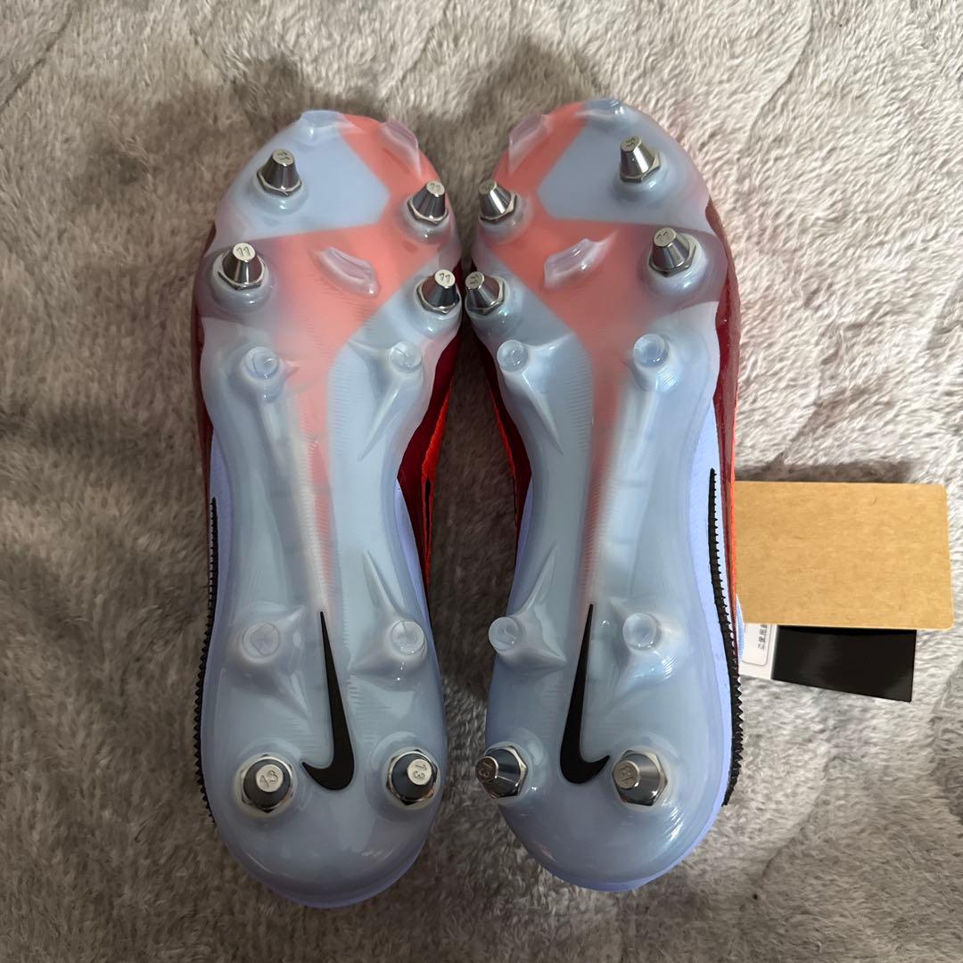 ナイキ　サッカースパイク　ファントム6 トップモデル　SG